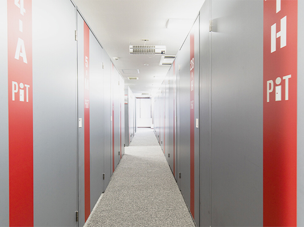 収納ピット 内装